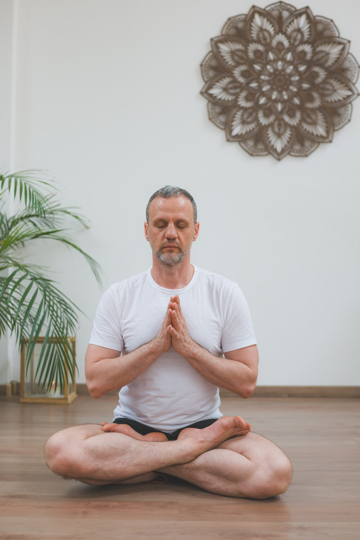 Meditácia pre moderného človeka: od staroveku po biohacking Meditácia pre moderného človeka: od staroveku po biohacking